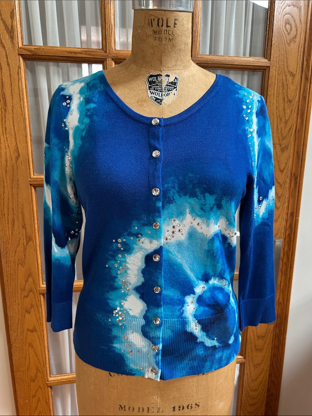 White House Black Market Blue Tie-Dye Crystal snap Button-Front Cardigan